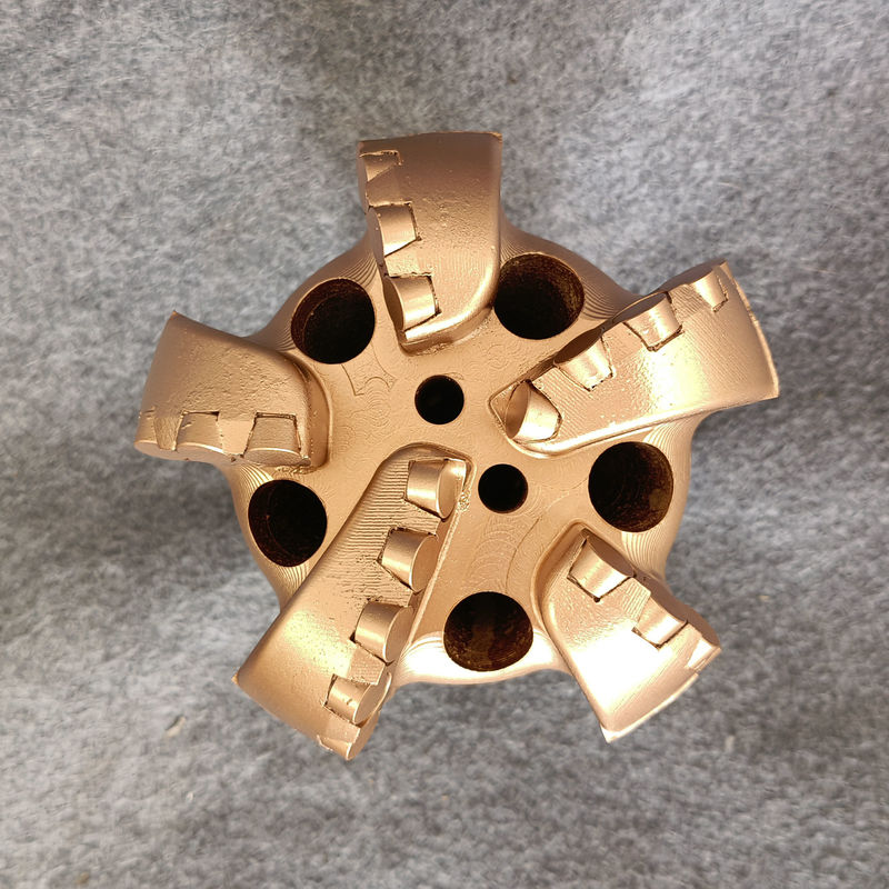 स्टील बॉडी पीडीसी ड्रिल बिट्स सॉफ्ट से मीडियम सॉफ्ट फॉर्मेशन के लिए अनुकूलन योग्य आकार 98 मिमी से 3593.7 मिमी तक