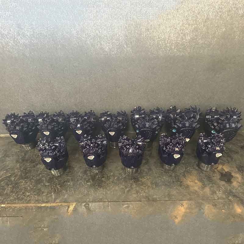 12 1/4 इंच मीडियम हार्ड फॉर्मेशन के लिए मिल टूथ ट्राइकोन बिट